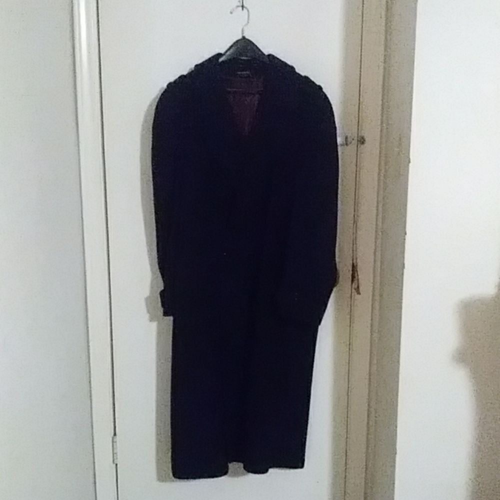 Coat - Picture 2 of 4